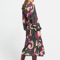 Φόρεμα με Σχέδια Και Δέσιμο Στη Πλατη