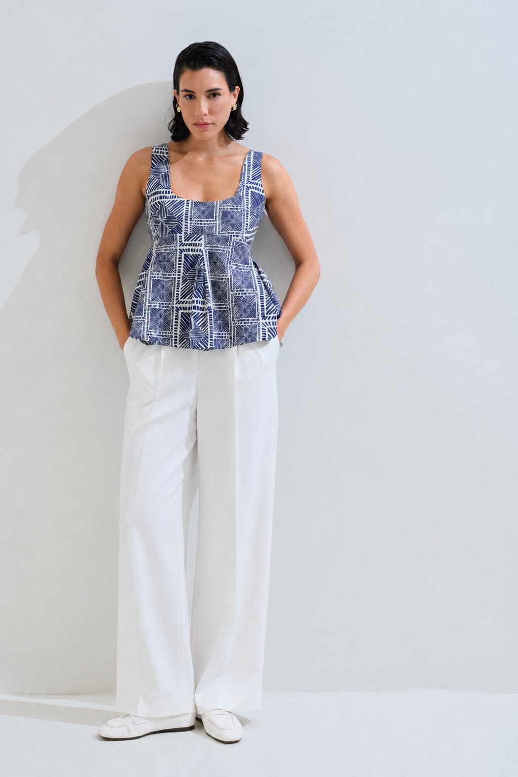 Linen top- ties back 