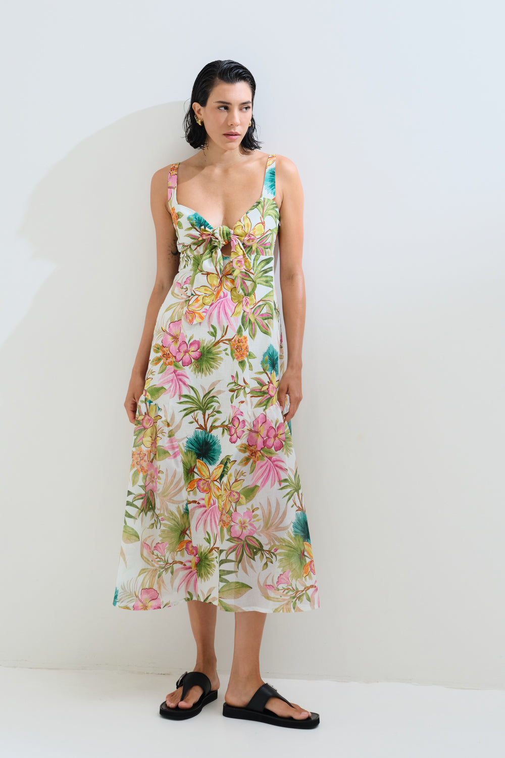 Φόρεμα λινό φλοράλ