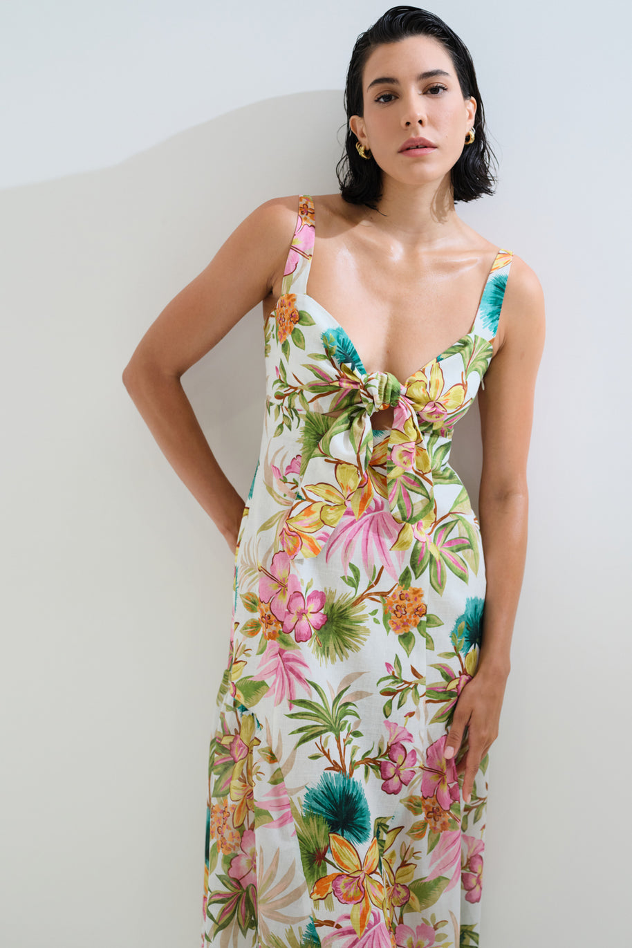 Φόρεμα λινό φλοράλ