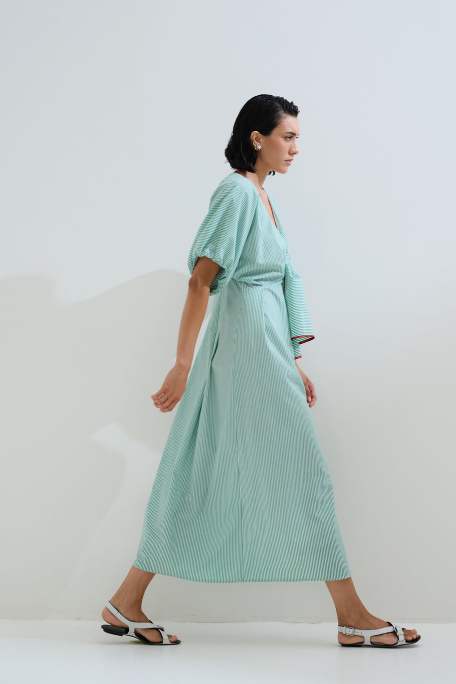 Φόρεμα ριγέ με δέσιμο