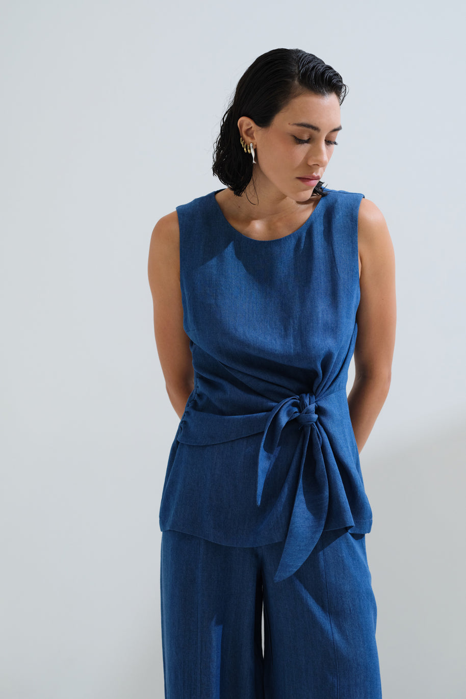 Μπλούζα με δέσιμο μπροστά