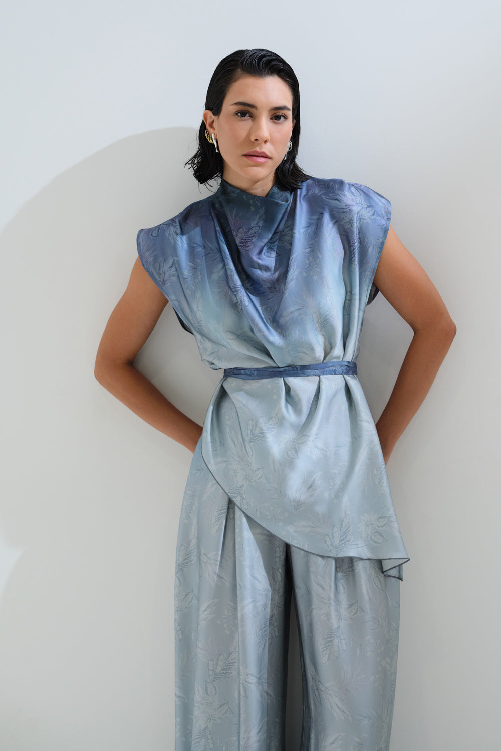 Μπλούζα ντραπέ με ζώνη