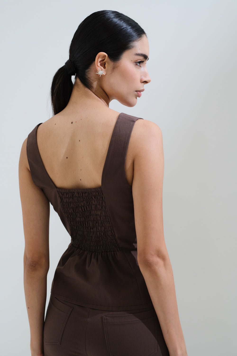 Μπλούζα μονόχρωμη αμάνικη