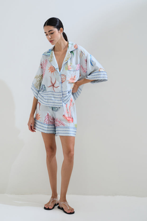 Σορτς εμπριμέ κοχύλια