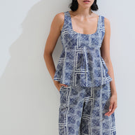 Linen top- ties back 