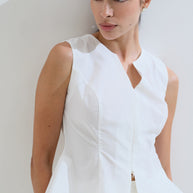 V neck sleeveless blouse