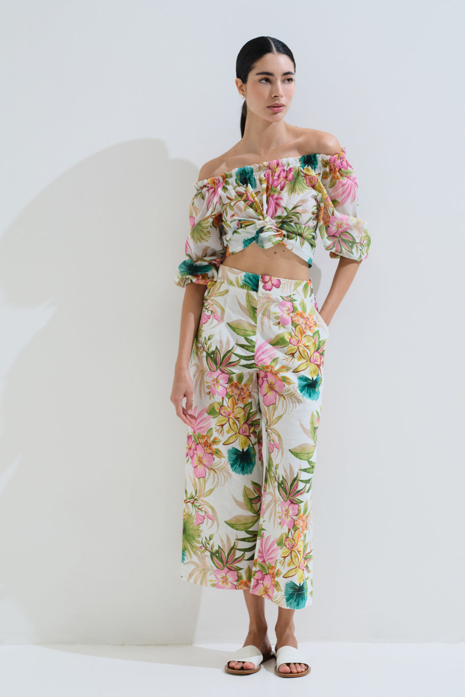 Floral linen pants