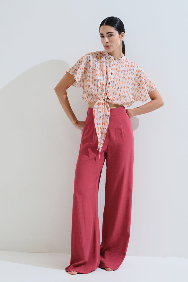 Μπλούζα εμπριμέ που δένει μπροστά