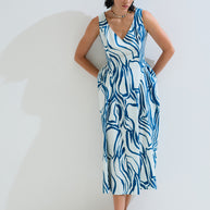 Φόρεμα βολάν στο πλάι