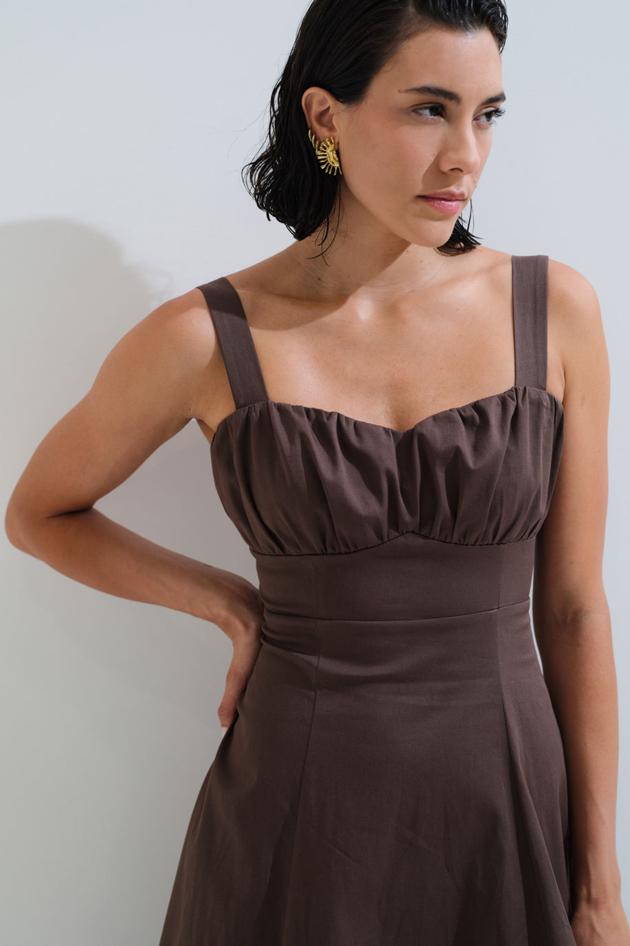 Φόρεμα μονόχρωμο άλφα γραμμή