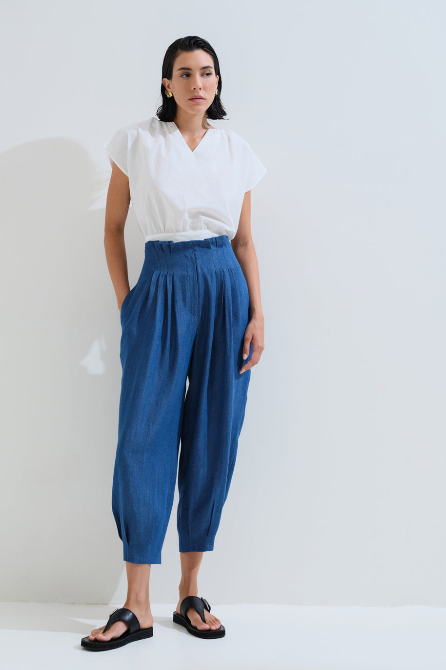 Μπλούζα με άνοιγμα πίσω