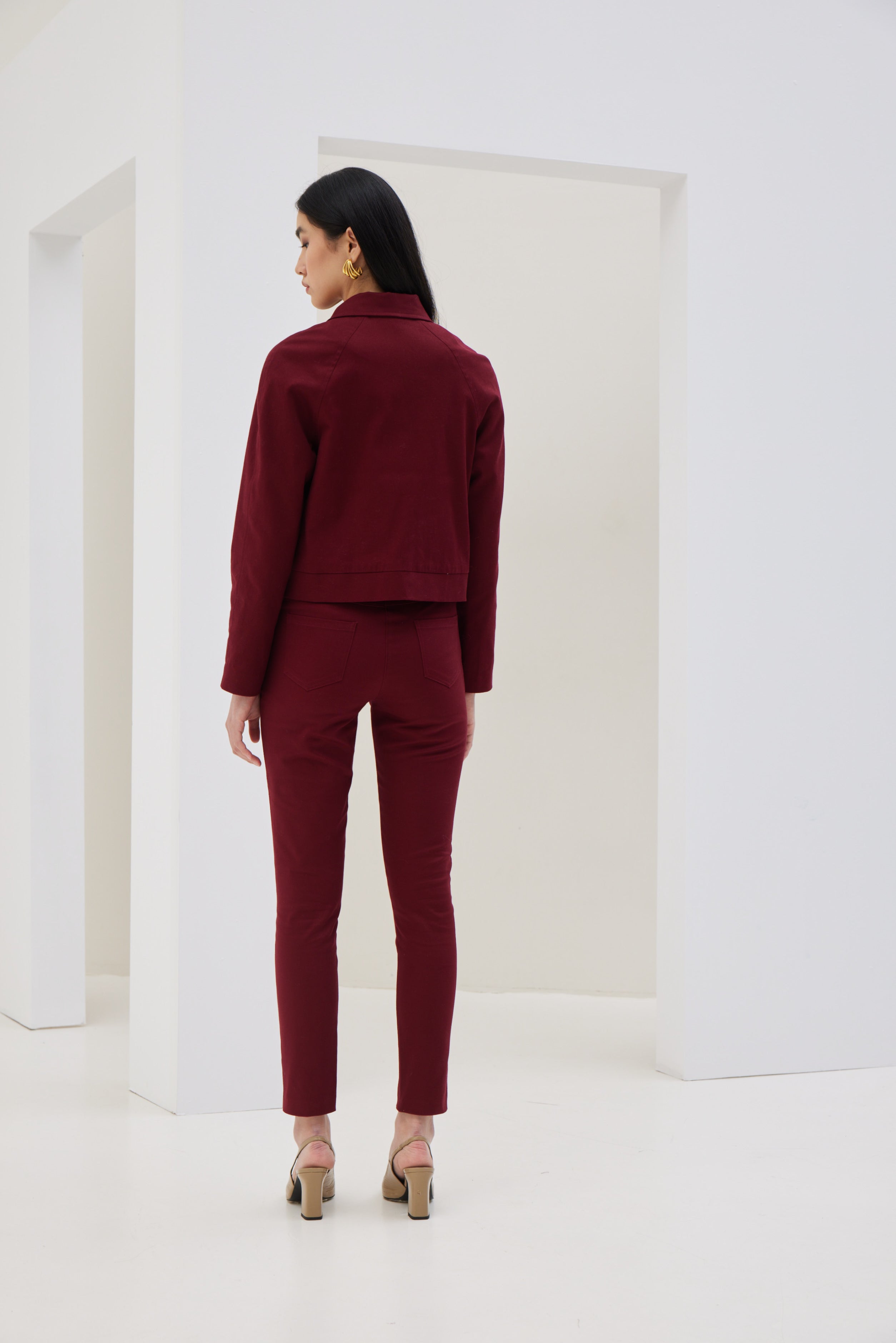 Κλασικό Στενό Ίσιο Παντελόνι