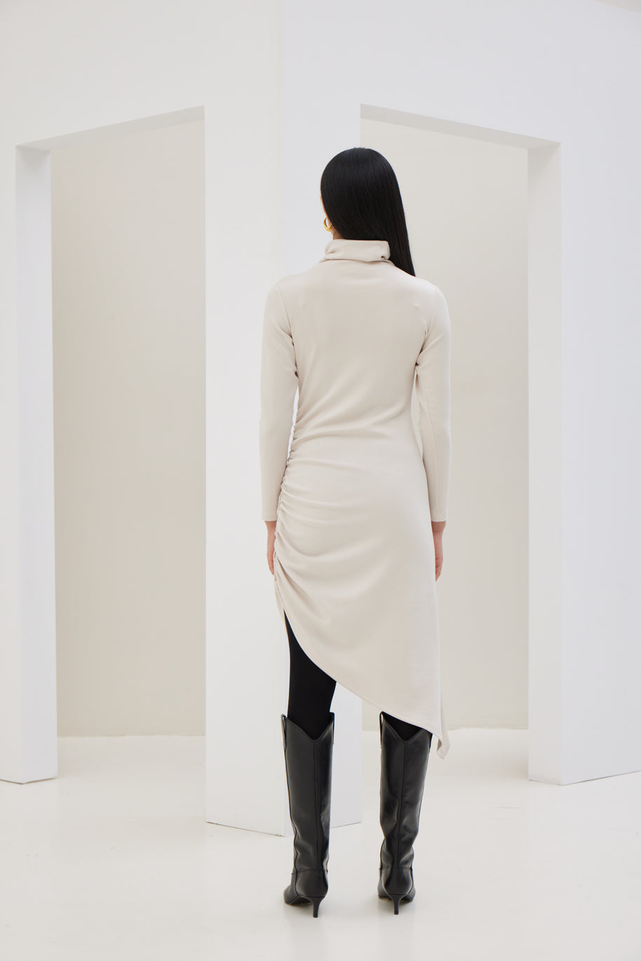 Ασύμμετρο Ελαστικό Φόρεμα