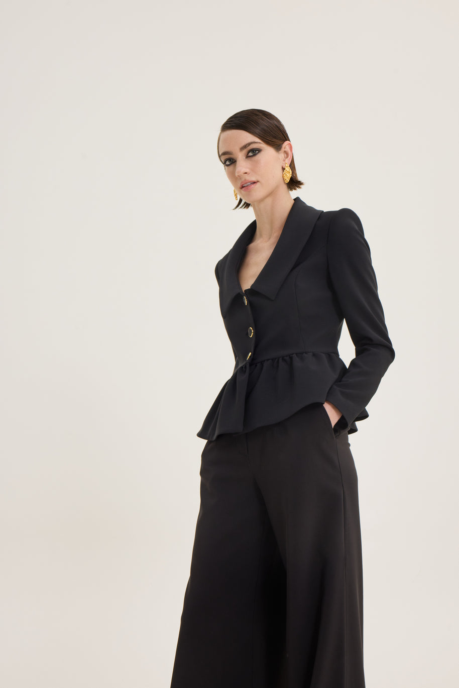 Waist ruffle jacket