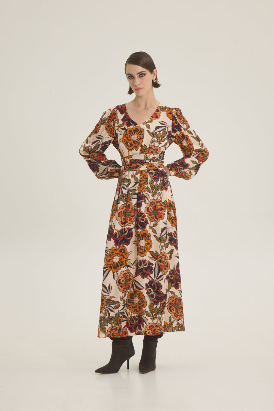 Midi floral dress with belt