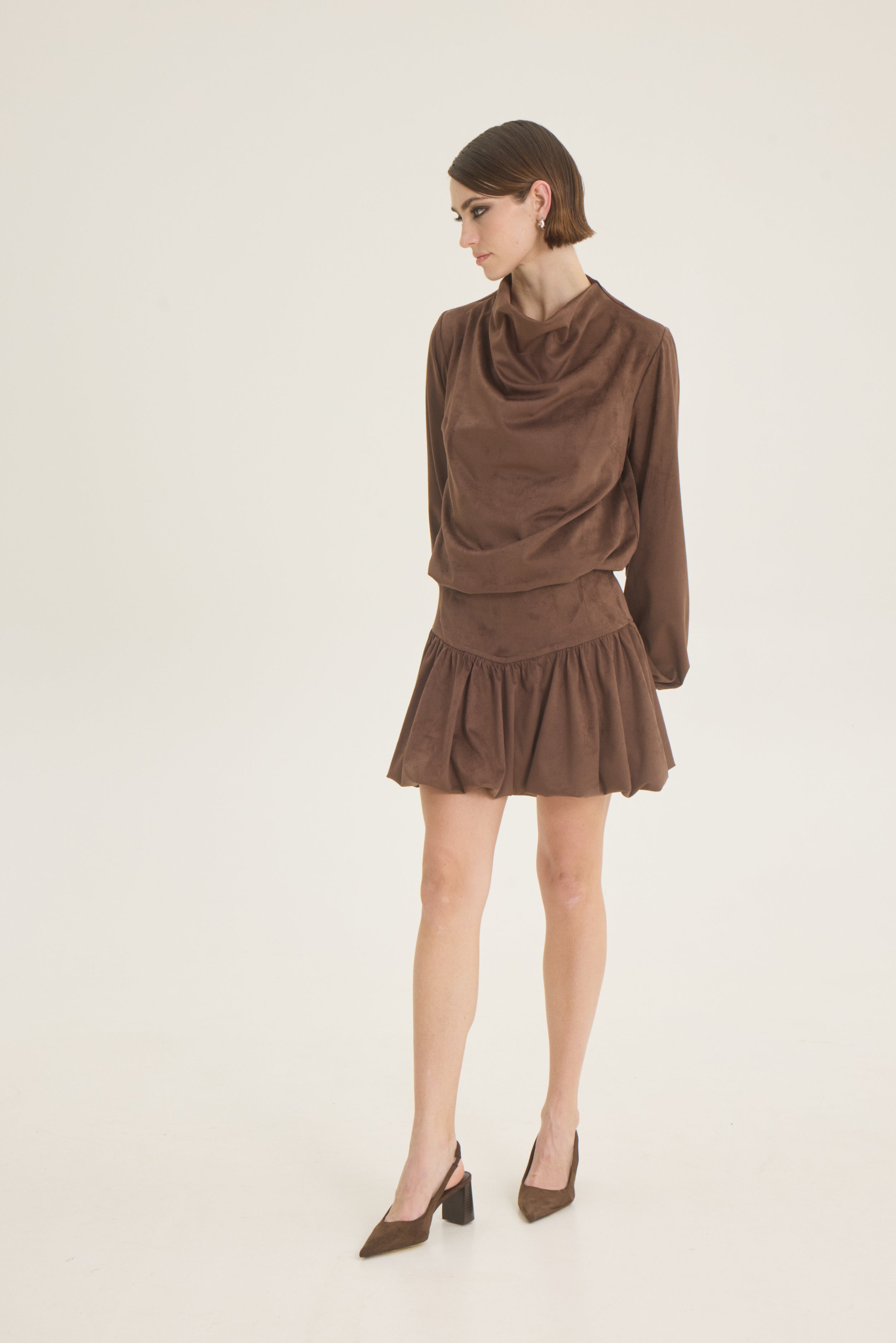 Balloon suede skirt