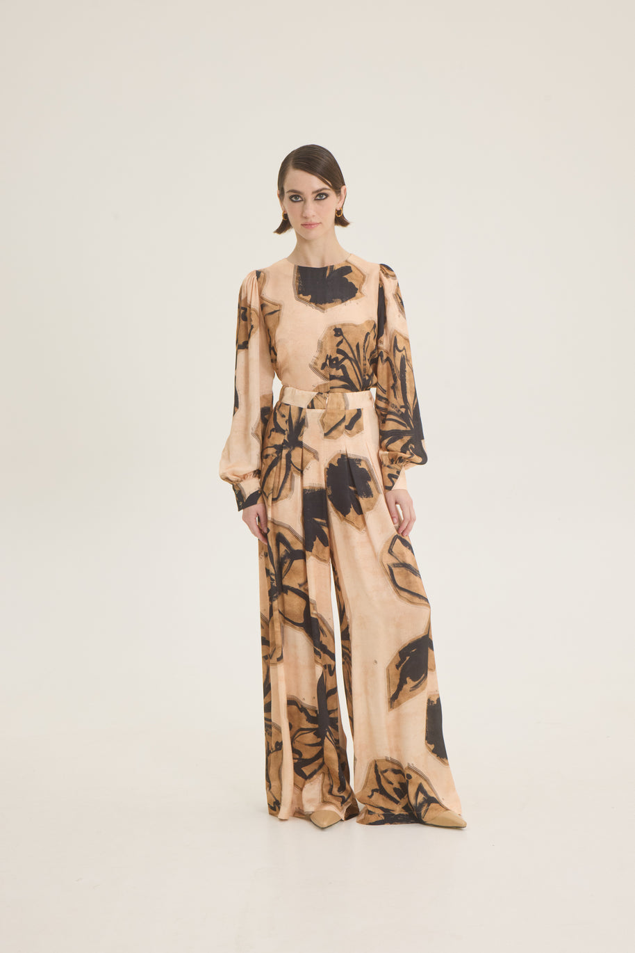 Beige- black printed pants