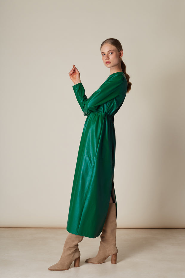 Dress with Back Opening in Skirt