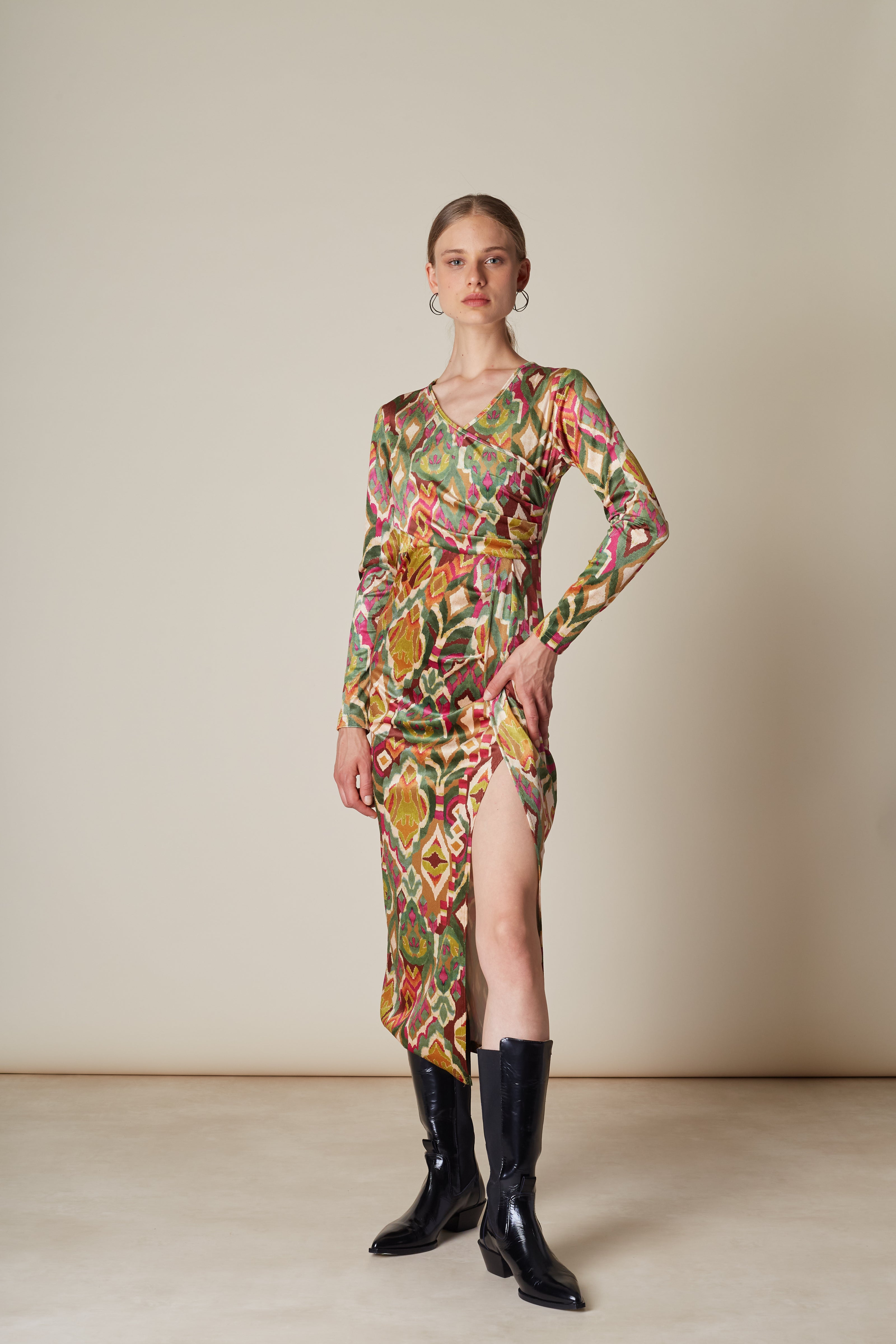 Βελουδίνο Φόρεμα με Άνοιγμα