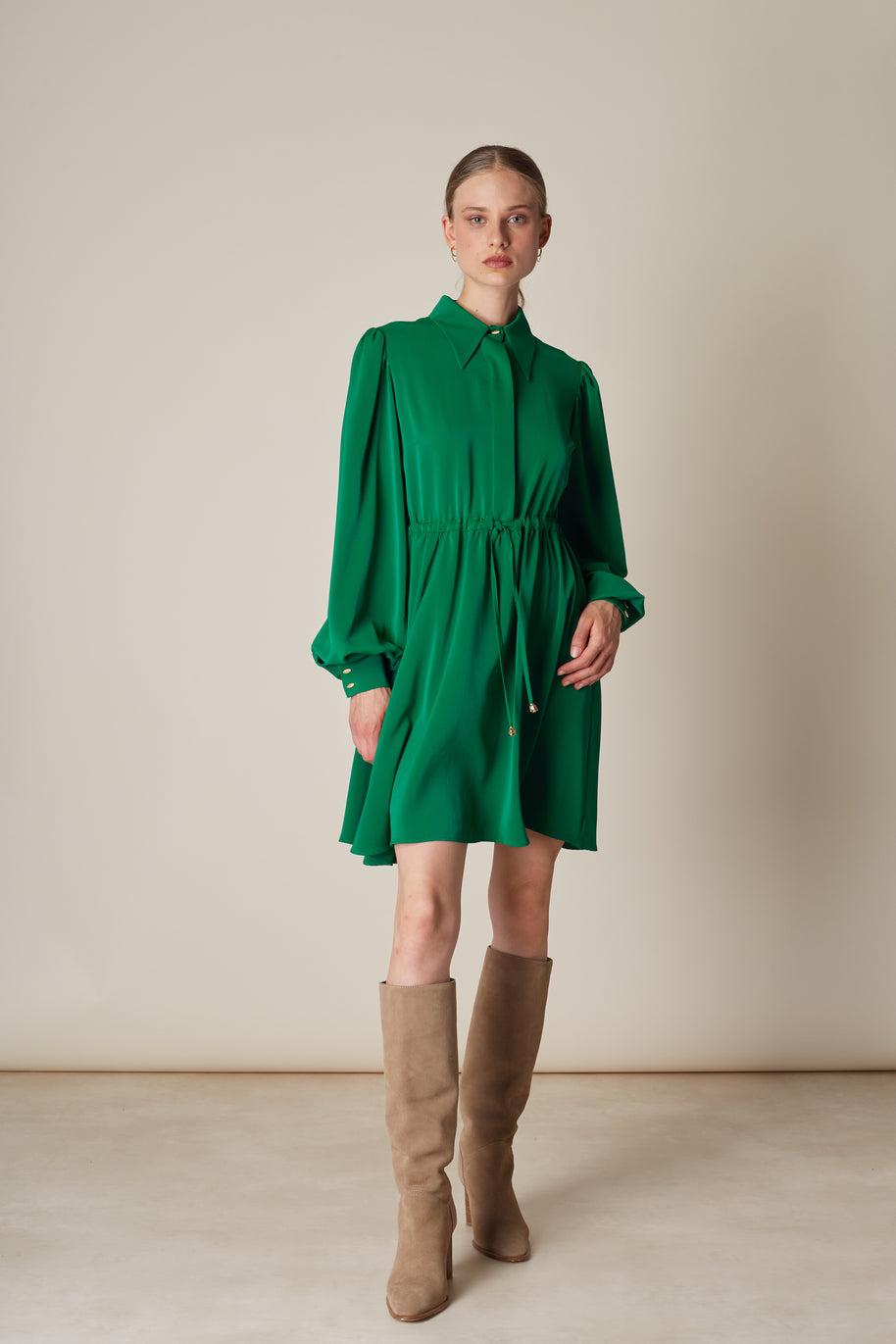 Crepe Clos Dress