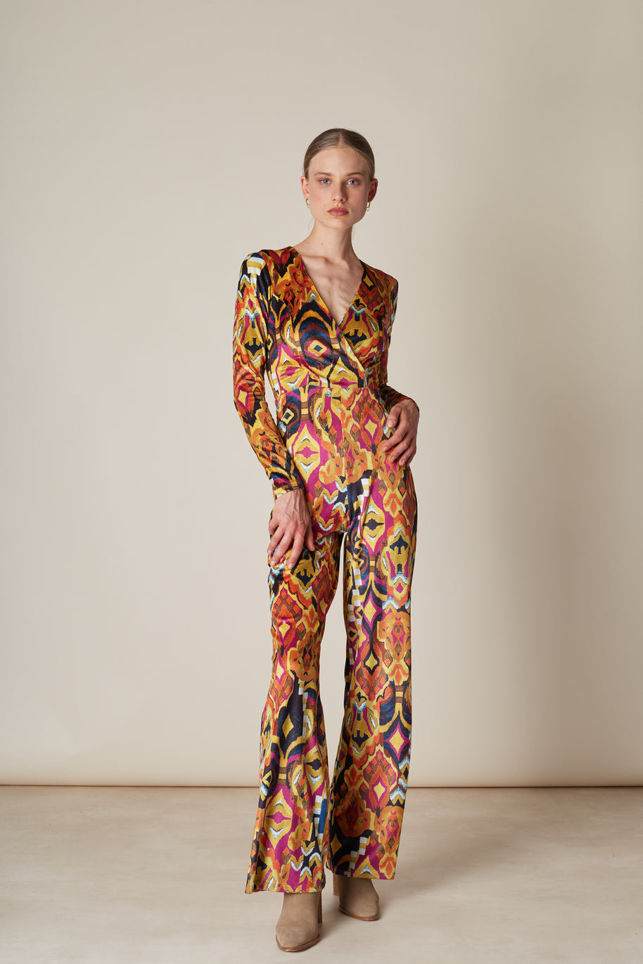 Εμπριμέ Ολόσωμη Φόρμα