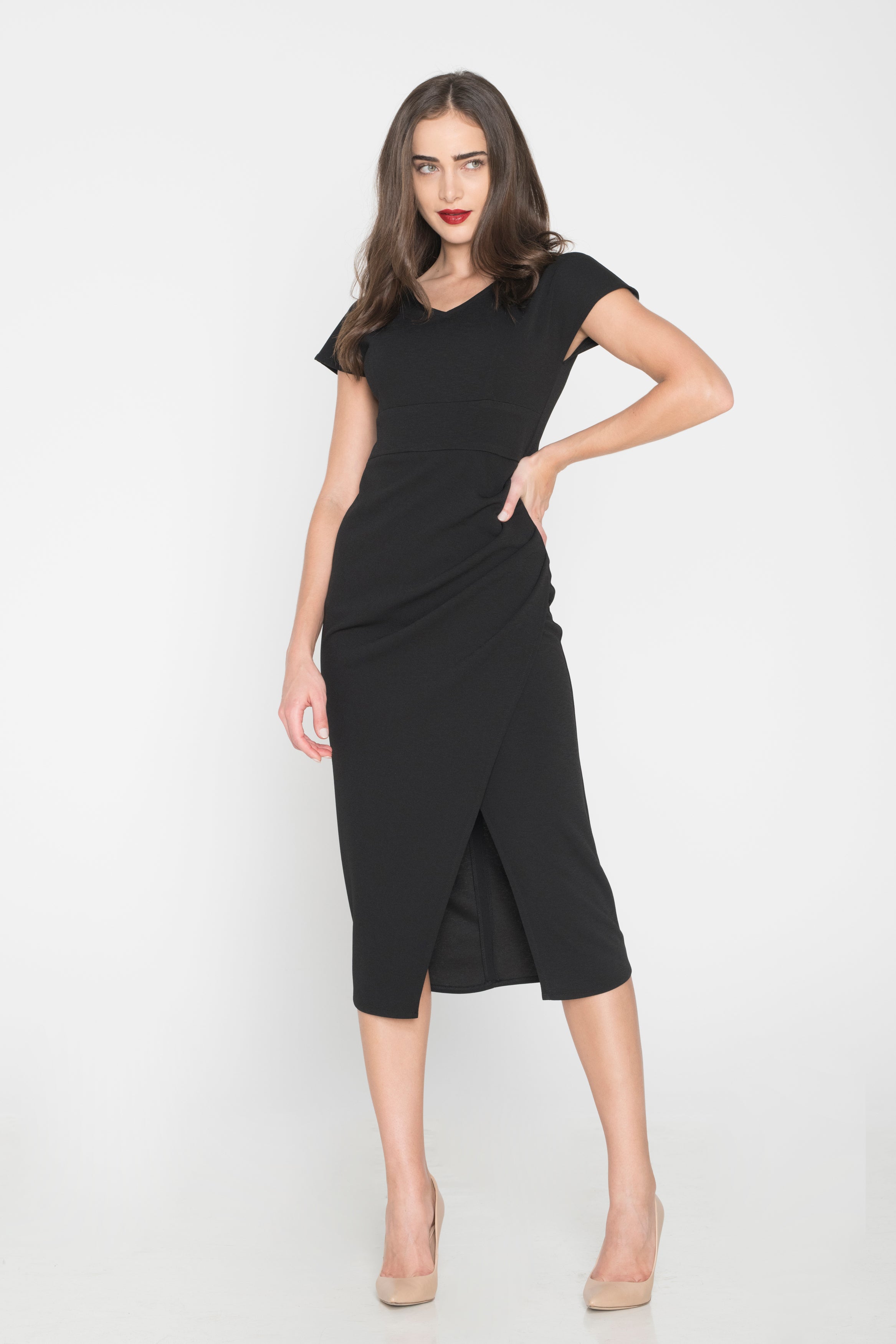 Midi Φόρεμα με Σκίσιμο Στο Τελείωμα