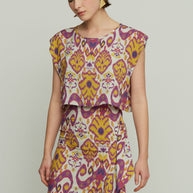 Short Blouse with Patterns
