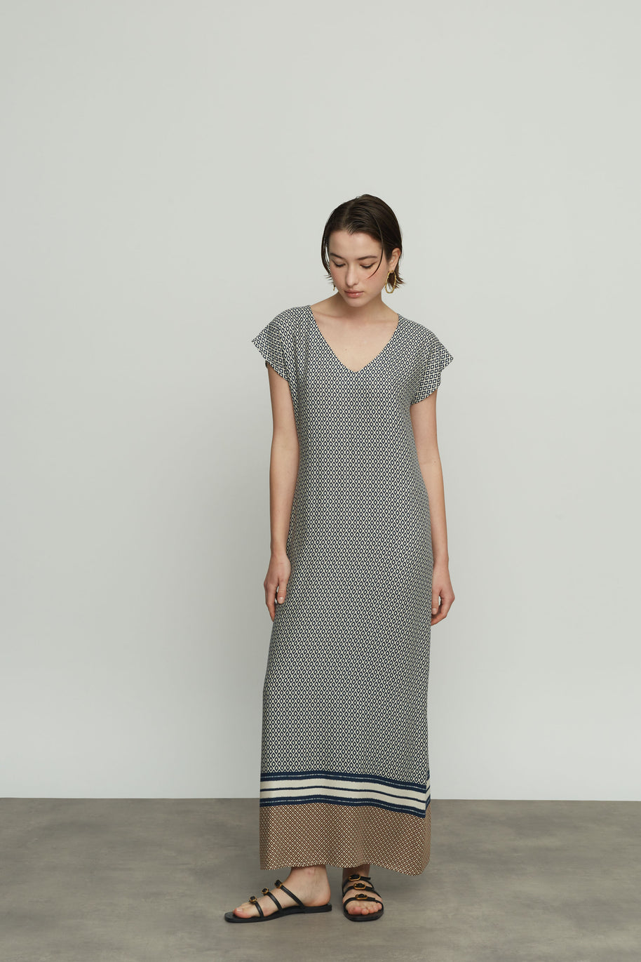 Long Dress with Neckline